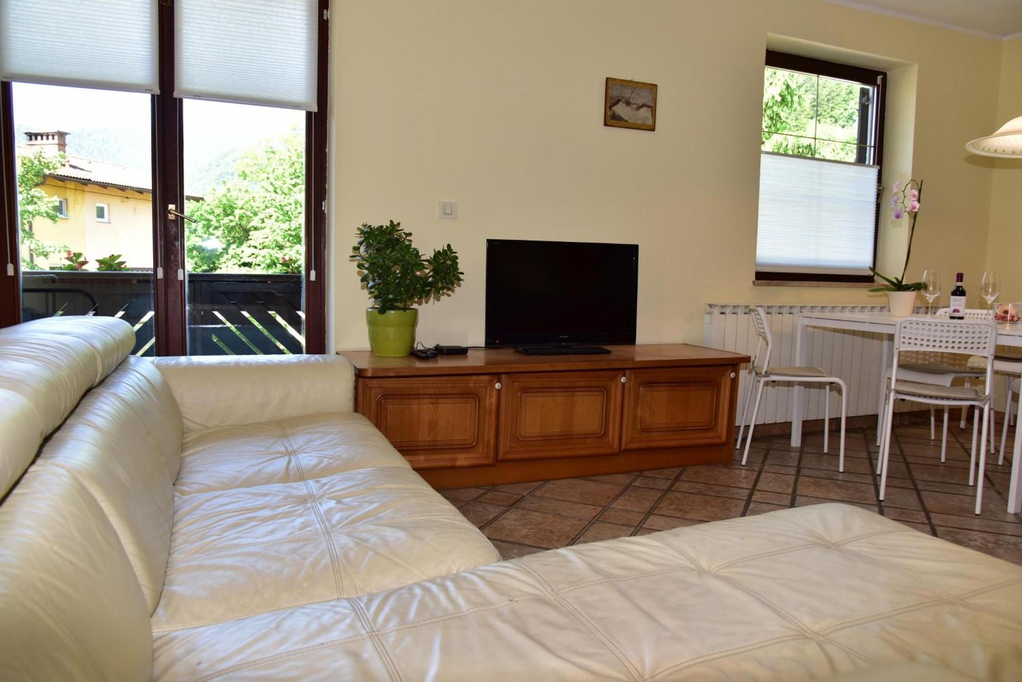 Apartment Jang Толмин Екстериор снимка